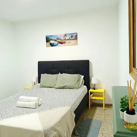 Апартаменты Rentenerife & Sea - *